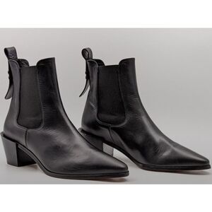 Frame Le Lexington Leather Chelsea Boots in Black Size 38 1/2 or 8 1/2 US